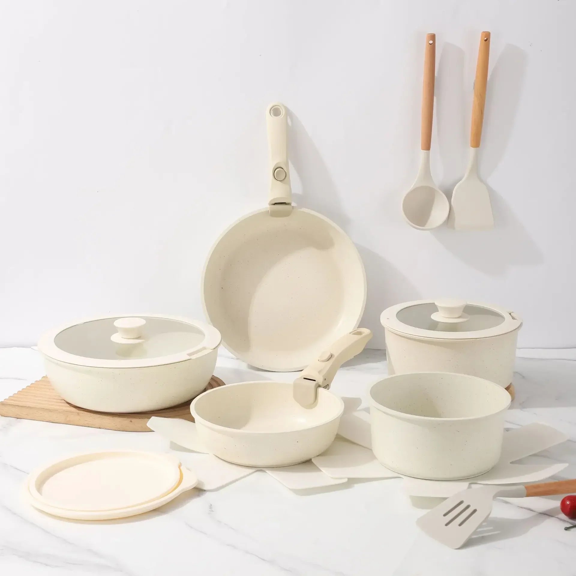 Removable Handle Kitchen Cookware Set